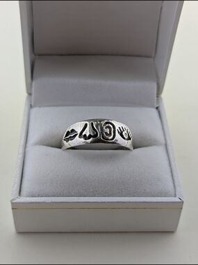 👁️👃👄 Unique Vintage Sterling "Four Senses" Band Ring